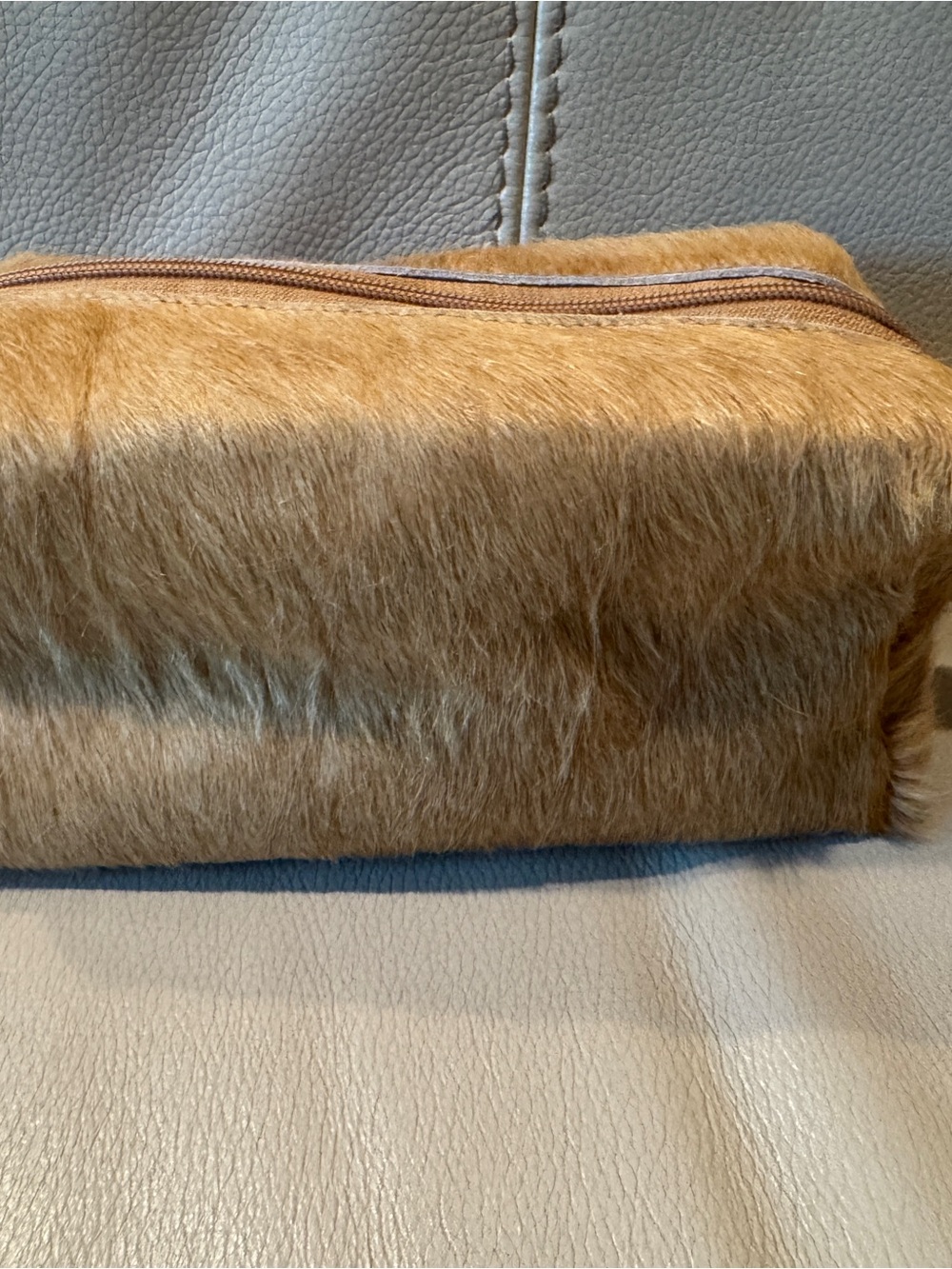 Dekoland Genuine cowhide toiletry bag